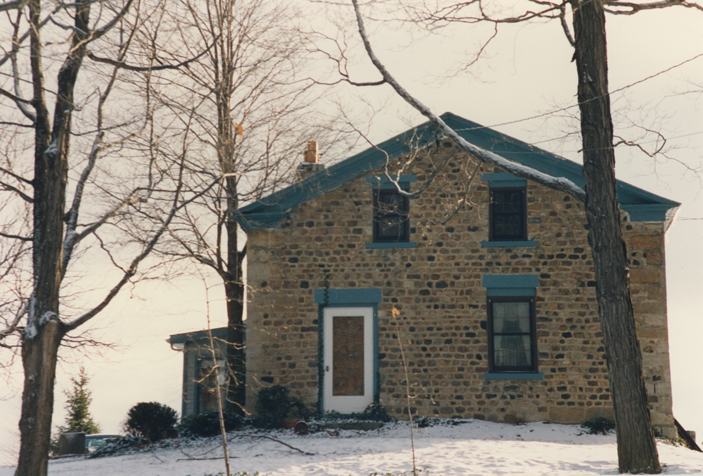 Sta-3 6372 East Main Rd Rt 5 1